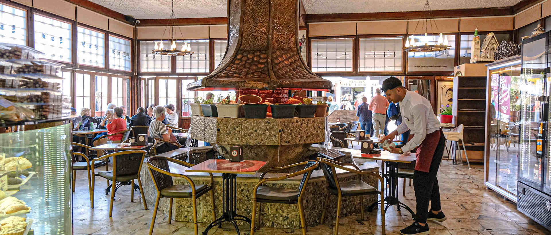 İskele şubemiz modern iç mekan