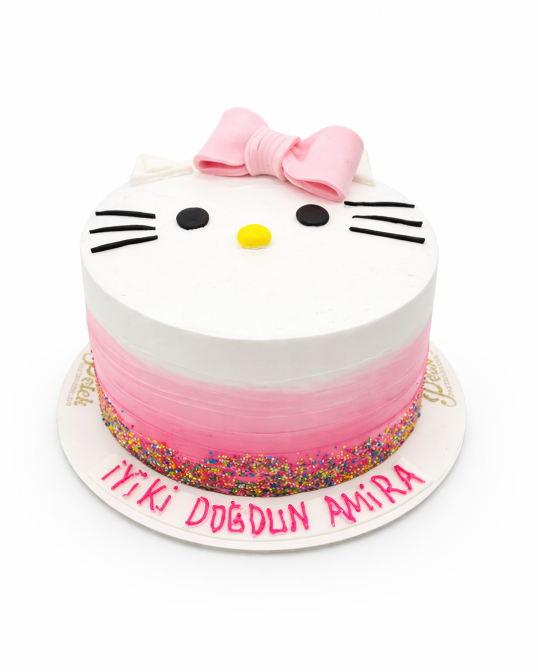 Hello Kitty Temalı Pasta